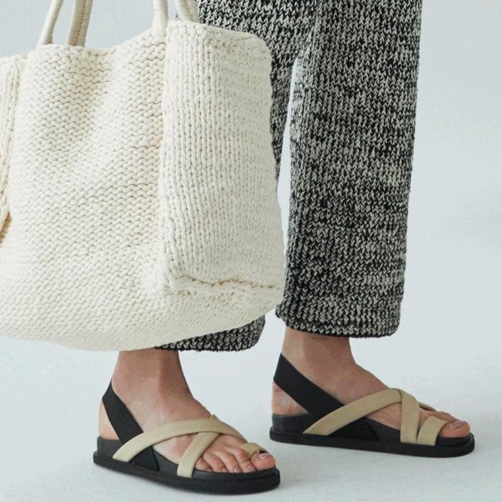 ATELIER DELPHINE MIZUGUMO SANDAL - TAN/BLACK - Picture 2 of 3